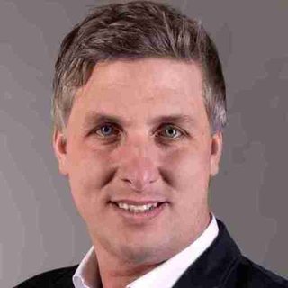 Dirk Schelling, Unternehmens- und Digitalisierungsberater aus Karlsbad bei Karlsruhe
